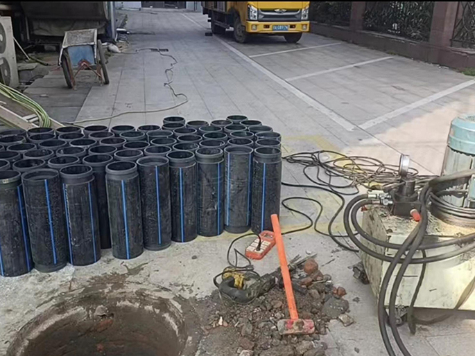 天涯PE置换管厂家 DN315置换管 非开挖管短管置换